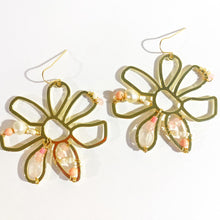 Flora Statement Earrings- Pink Pearl